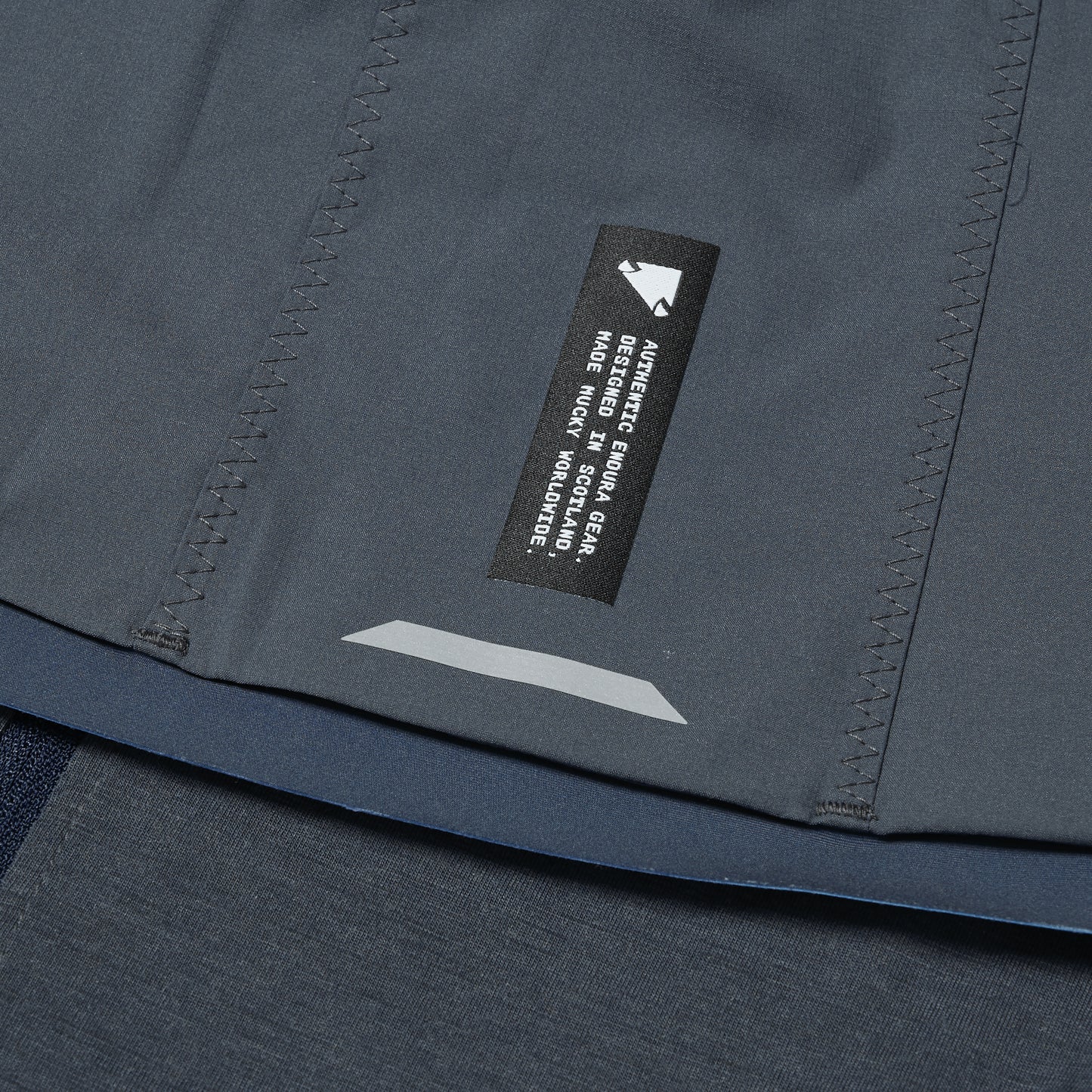 ENDURA ALLTRACK RIDE Long Sleeve Carbon Grey Jersey