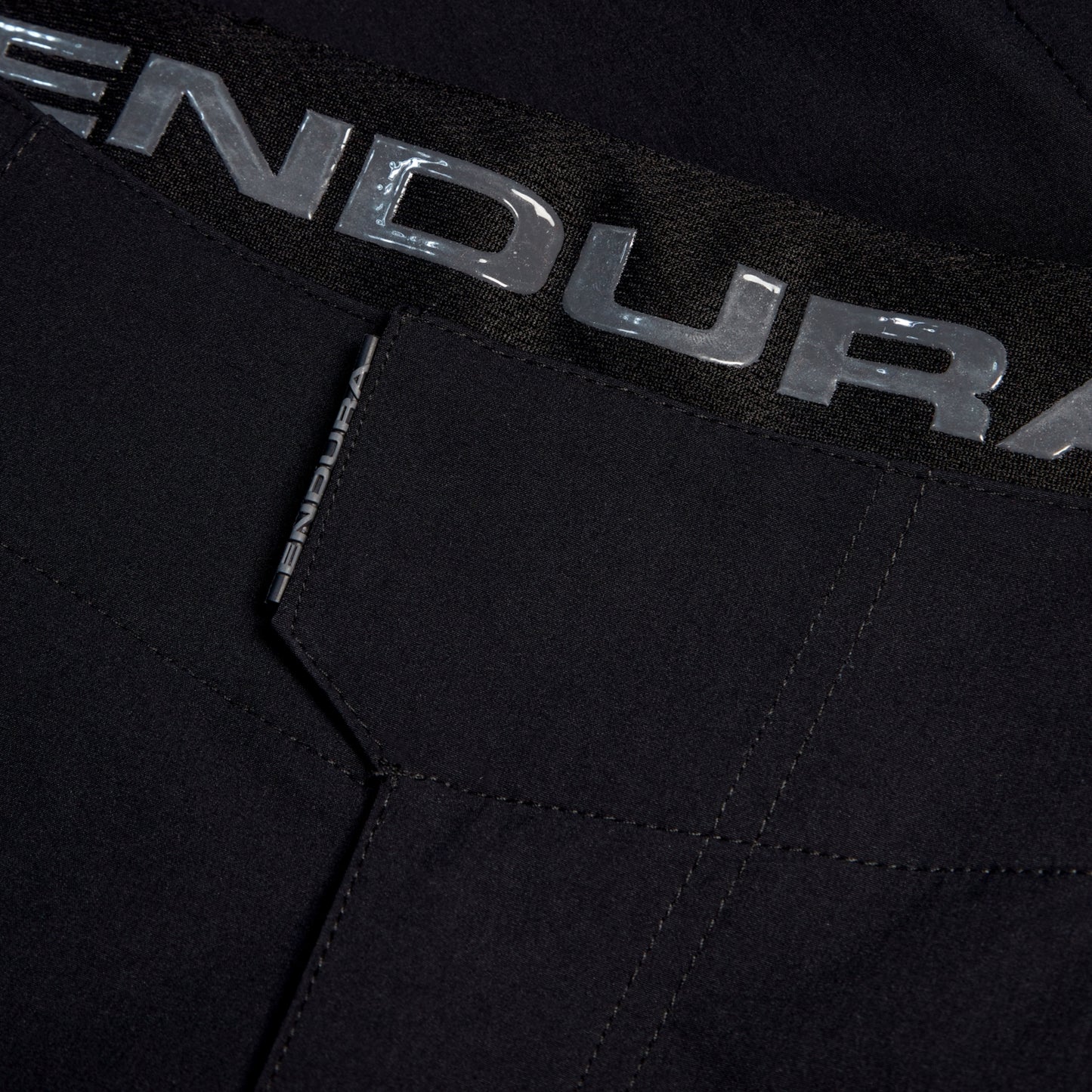 Women's ENDURA SINGLETRACK LITE Short Black