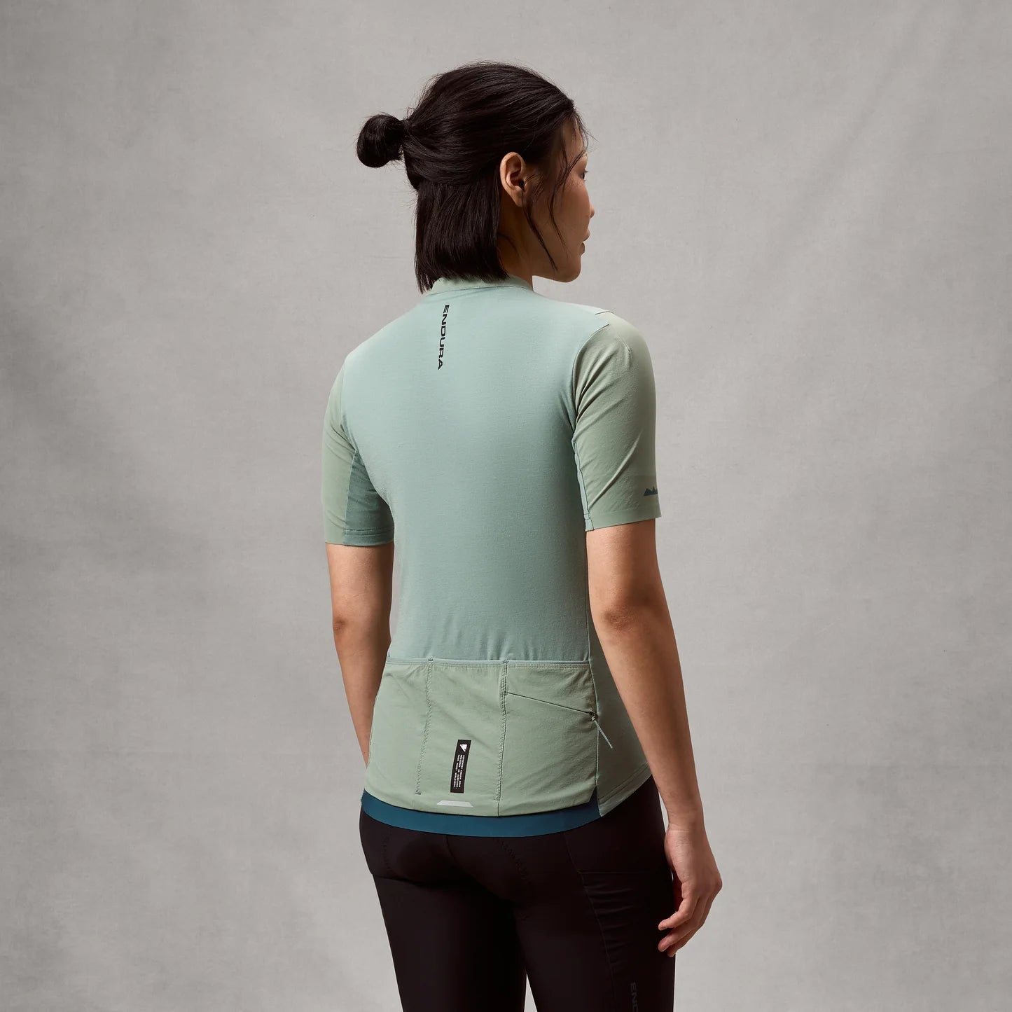 ENDURA ALLTRACK RIDE Women's Short Sleeve Jersey Sage Green