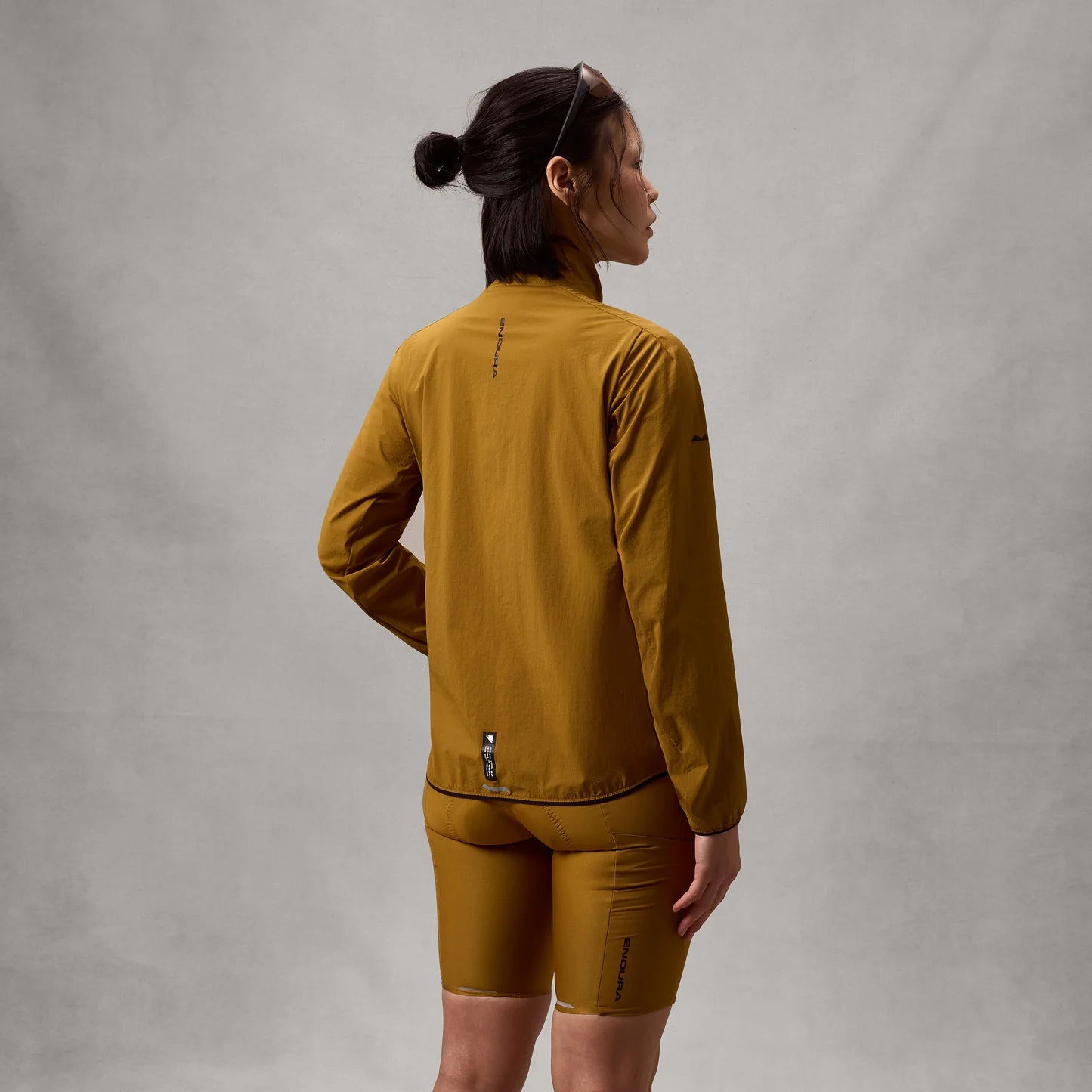 Women's Bronze ENDURA ALLTRACK RIDE PACKABLE Jacket