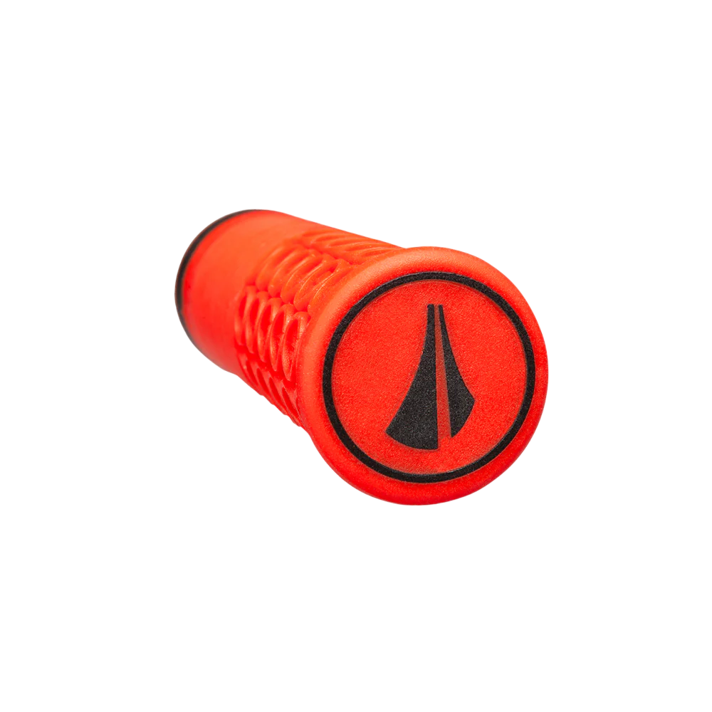 SDG THRICE grips 136 mm Red