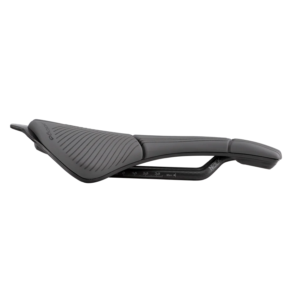 Saddle PROLOGO SCRATCH M5 PAS AGX 147mm Rails Nack Black