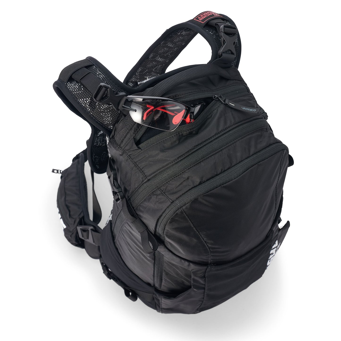 USWE SHRED 16 L Backpack, Black