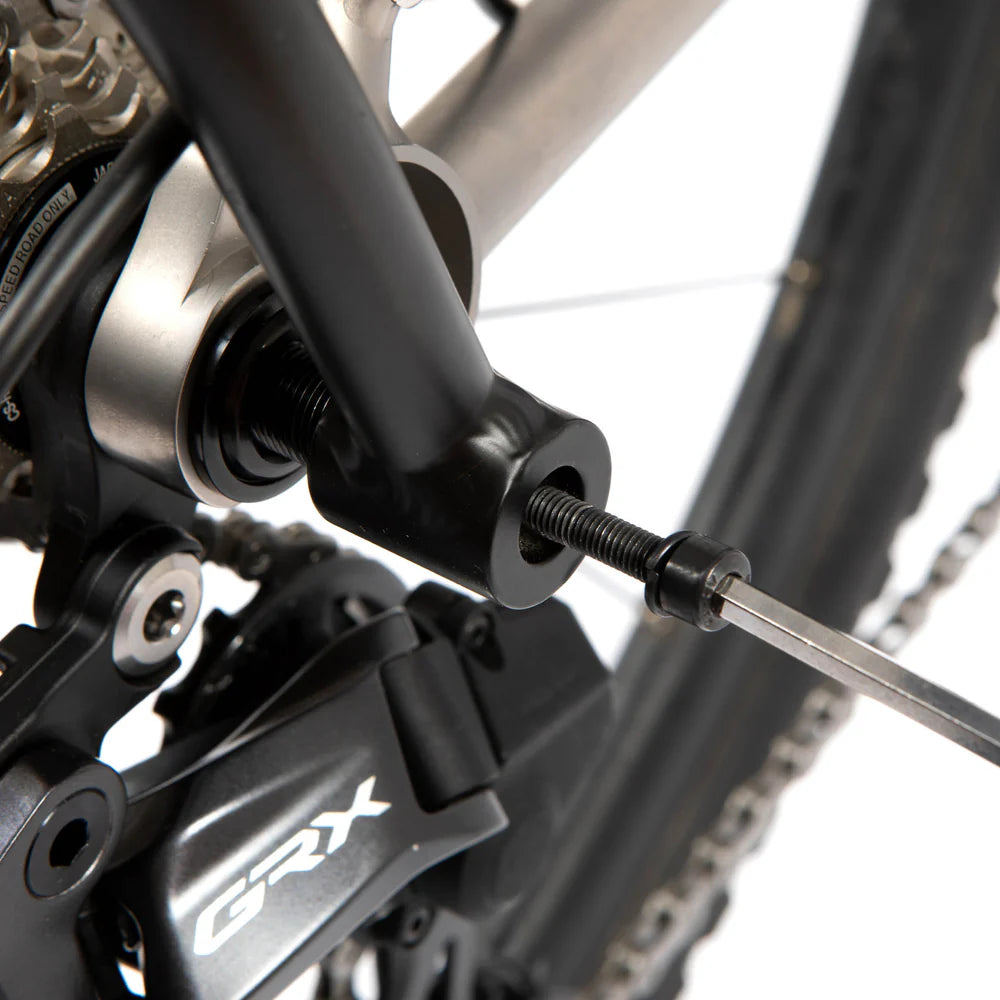 RESTRAP SWITCH RACK luggage rack