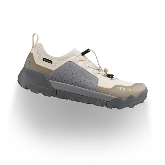 FIZIK ERGOLACE 2 GTX FLAT Mountain Bike Shoe, Beige/Gray