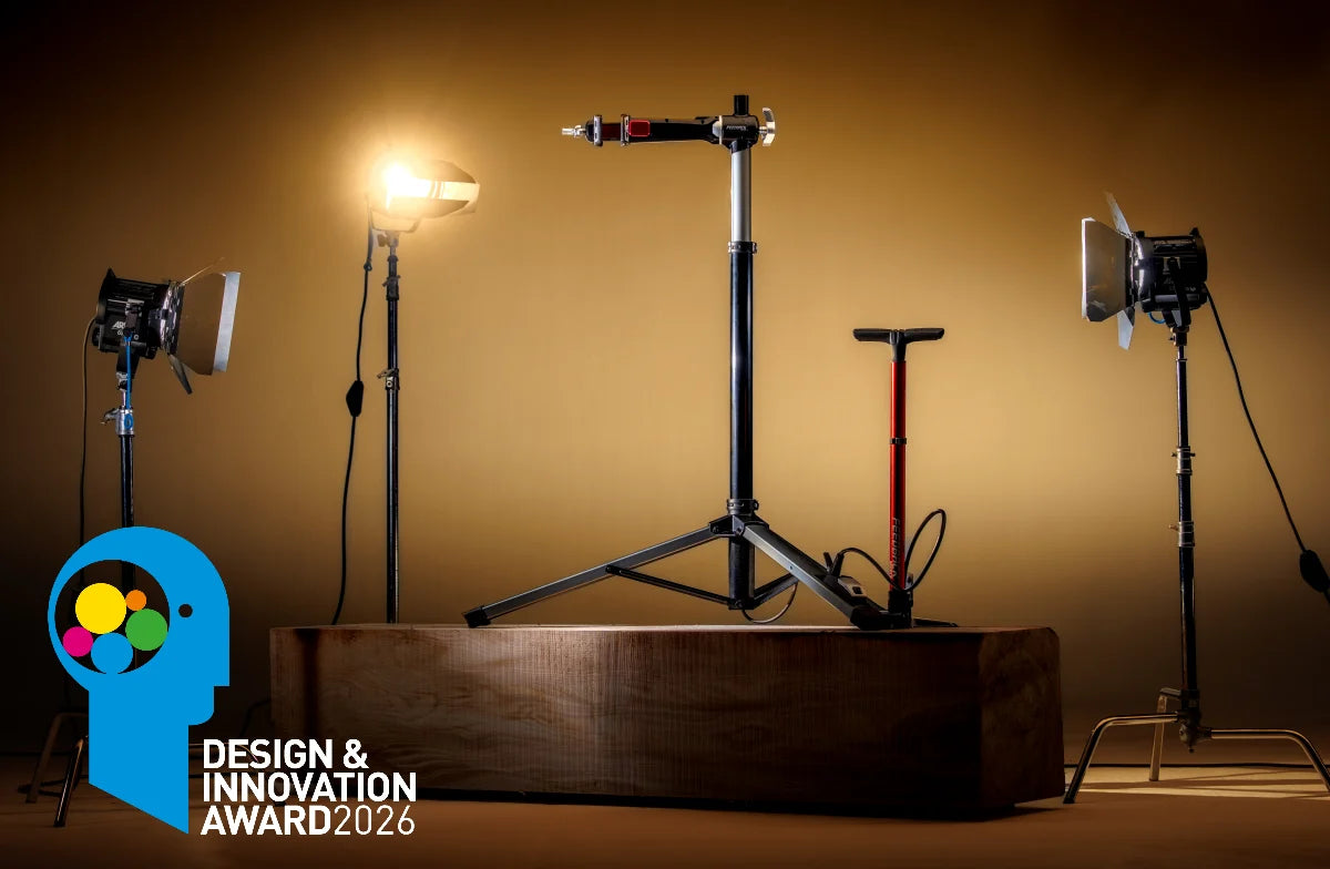 FEEDBACK SPORTS Pro Air Lift Pneumatic Workshop Stand