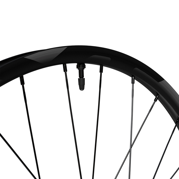 SHIMANO XT M8200 27.5" front wheel 15x110 mm axle