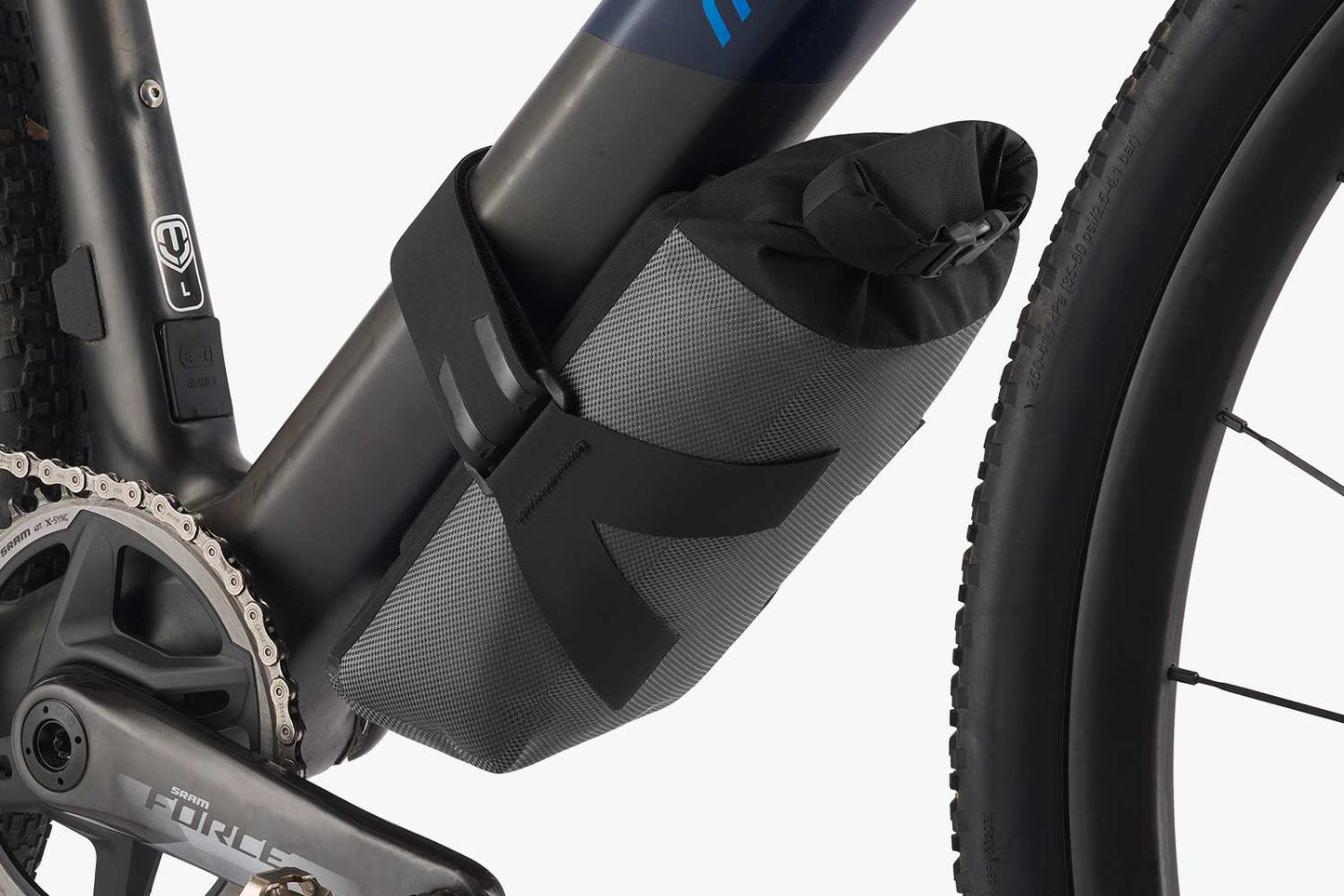 APIDURA EXPEDITION E-BIKE CHARGER PACK battery holder and bag