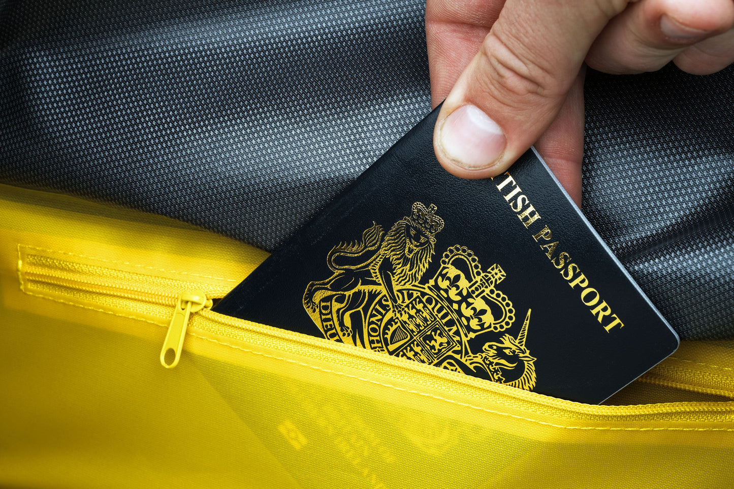 Handlebar bag APIDURA EXPEDITION FRONT RACK PACK 20 L Black