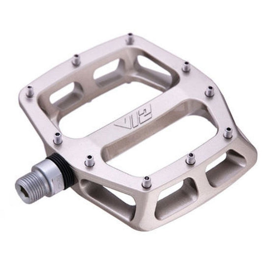 DMR V12 MAGNESIUM Gray flat pedals