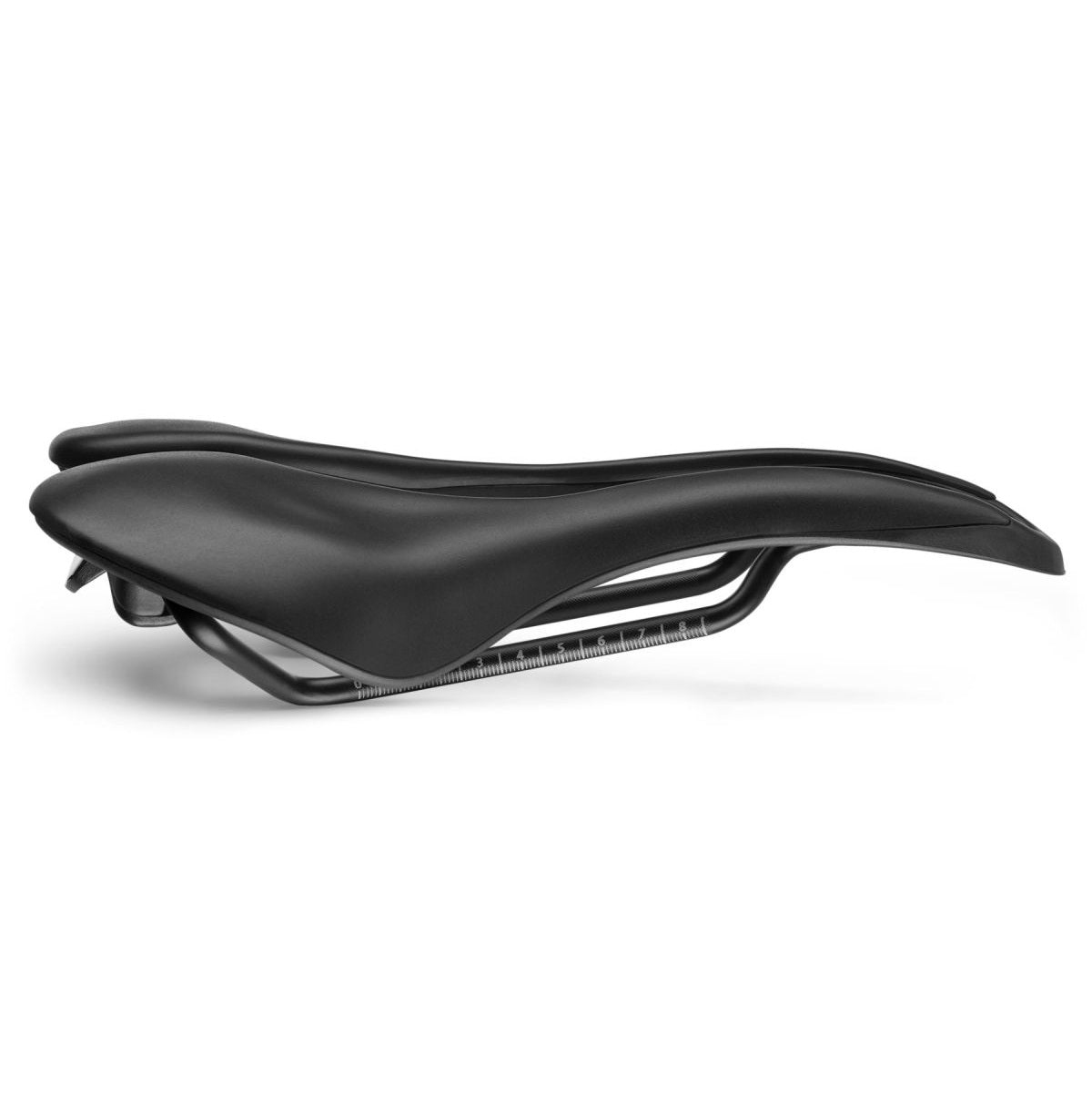 SMP EVO20C saddle 140mm wide Black stainless steel rails