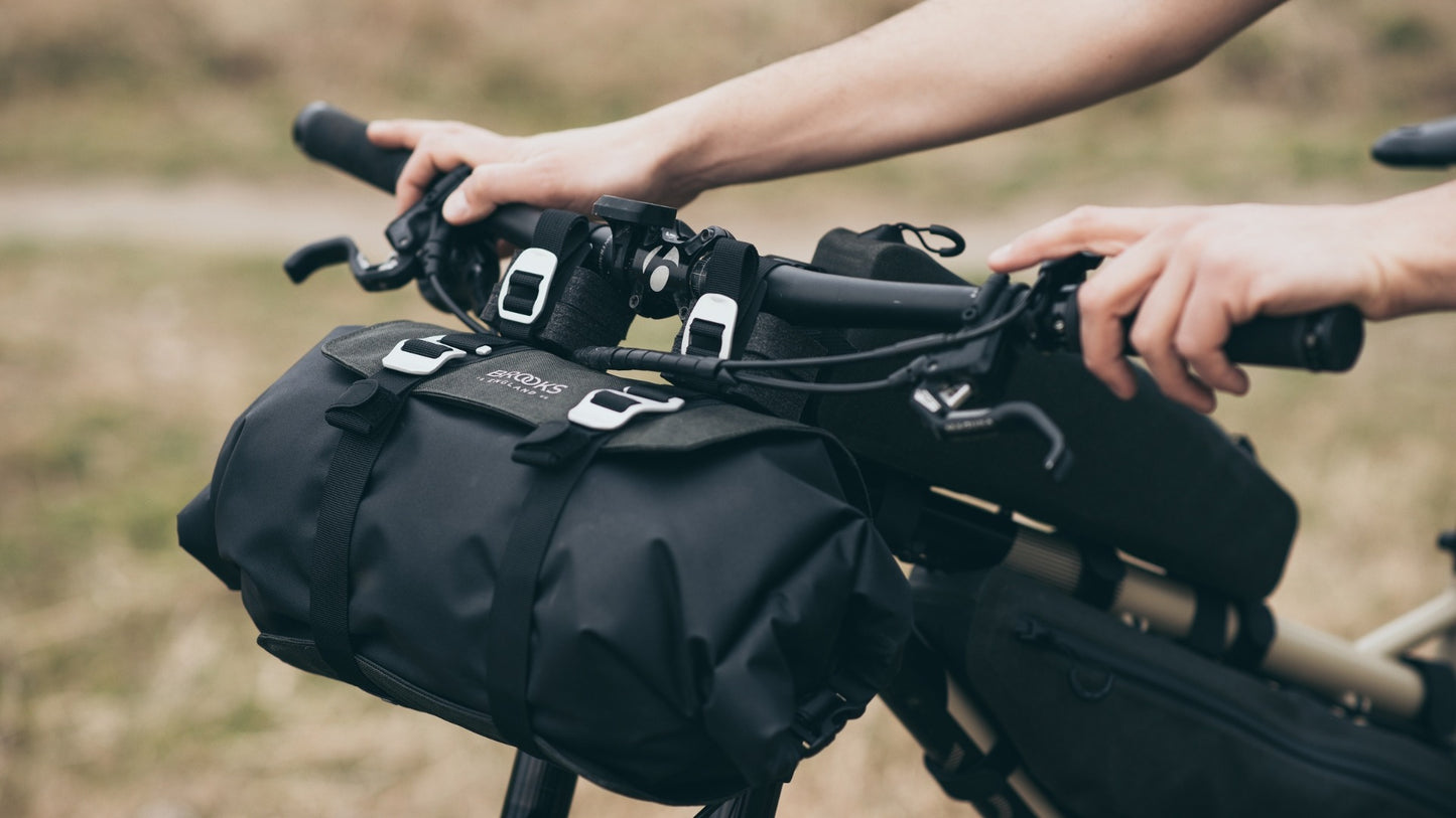 Handlebar bag BROOKS SCAPE ROLL Black
