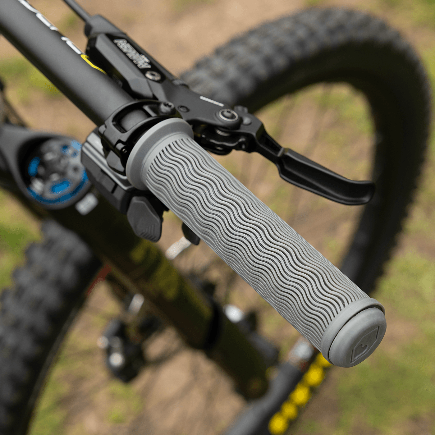 BURGTEC THE BARTENDER PRO VERO SANDLER SIGNATURE Lock-On Grips Grey