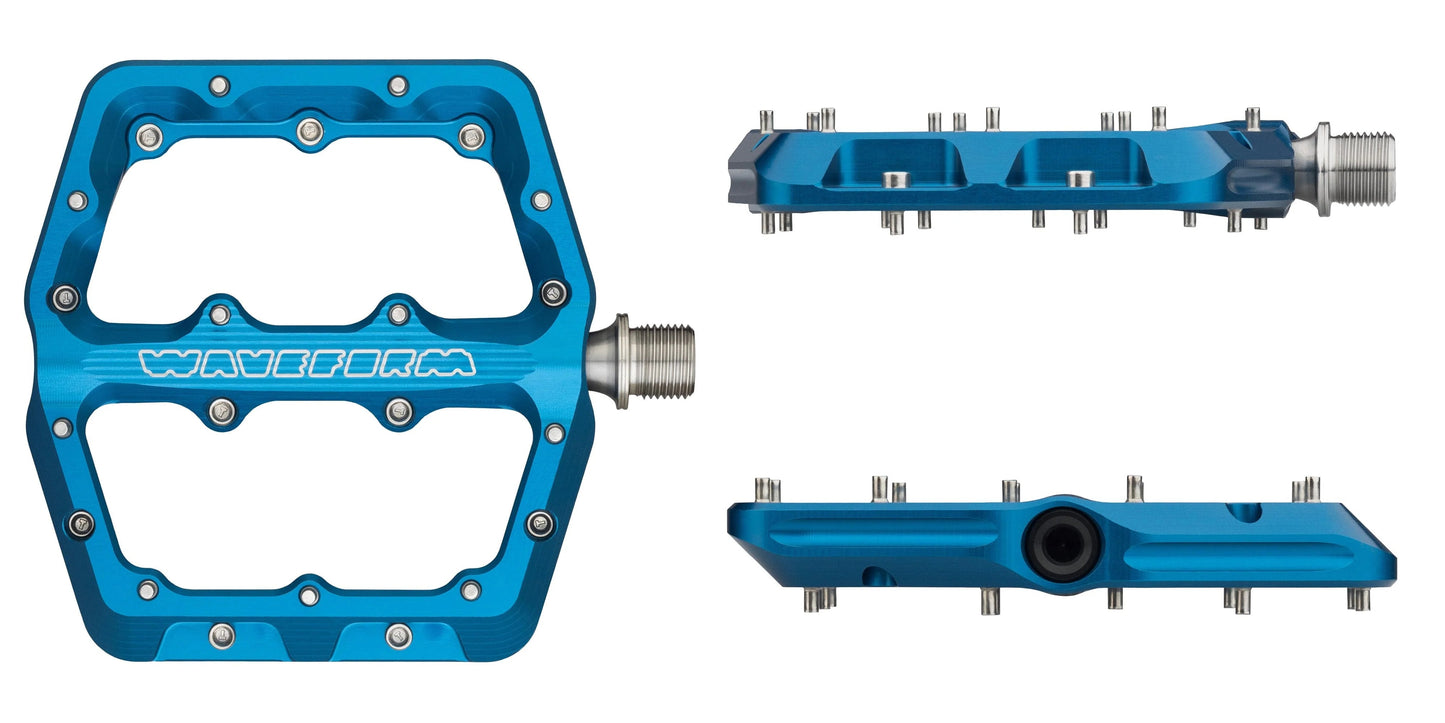 WOLF TOOTH WAVEFORM Large Flat Pedals, Blue