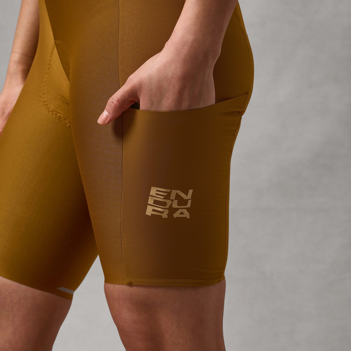 Women's Bronze ENDURA ALLTRACK RIDE Bibtights Short