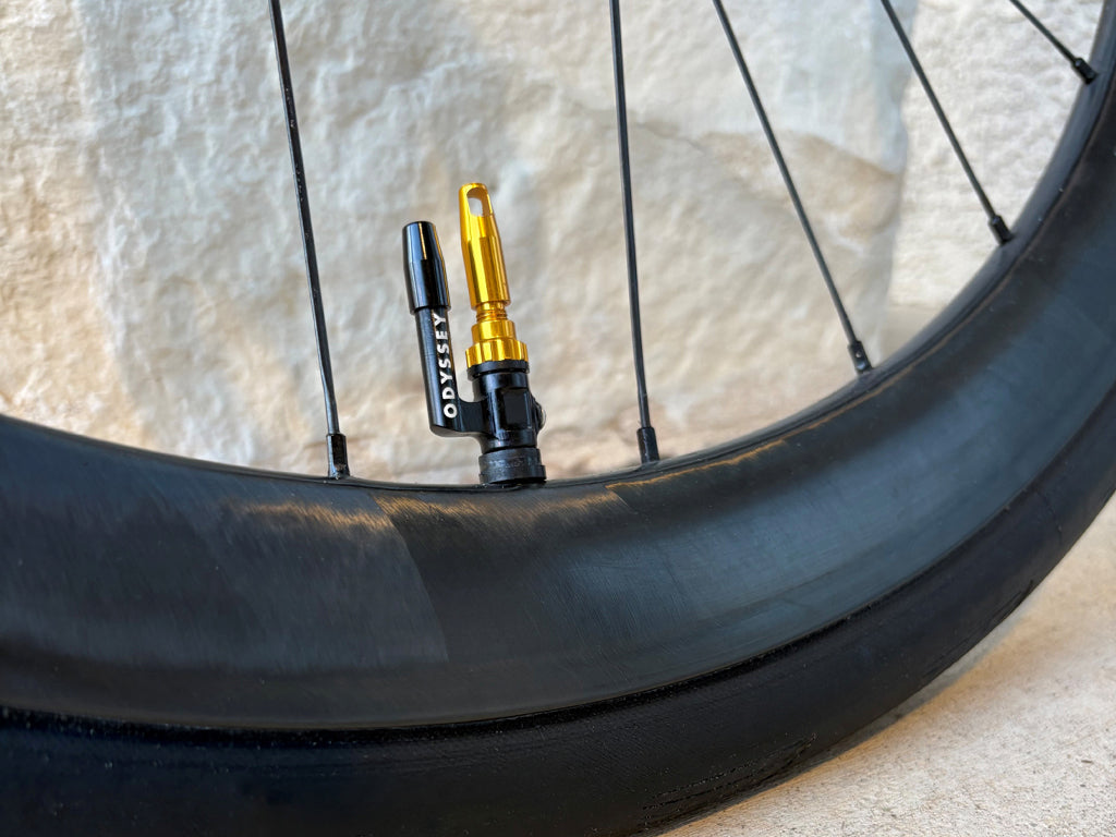 ODYSSEY Optis Anti-Pinch Flat Insert 700x25/30 with Dual Valve