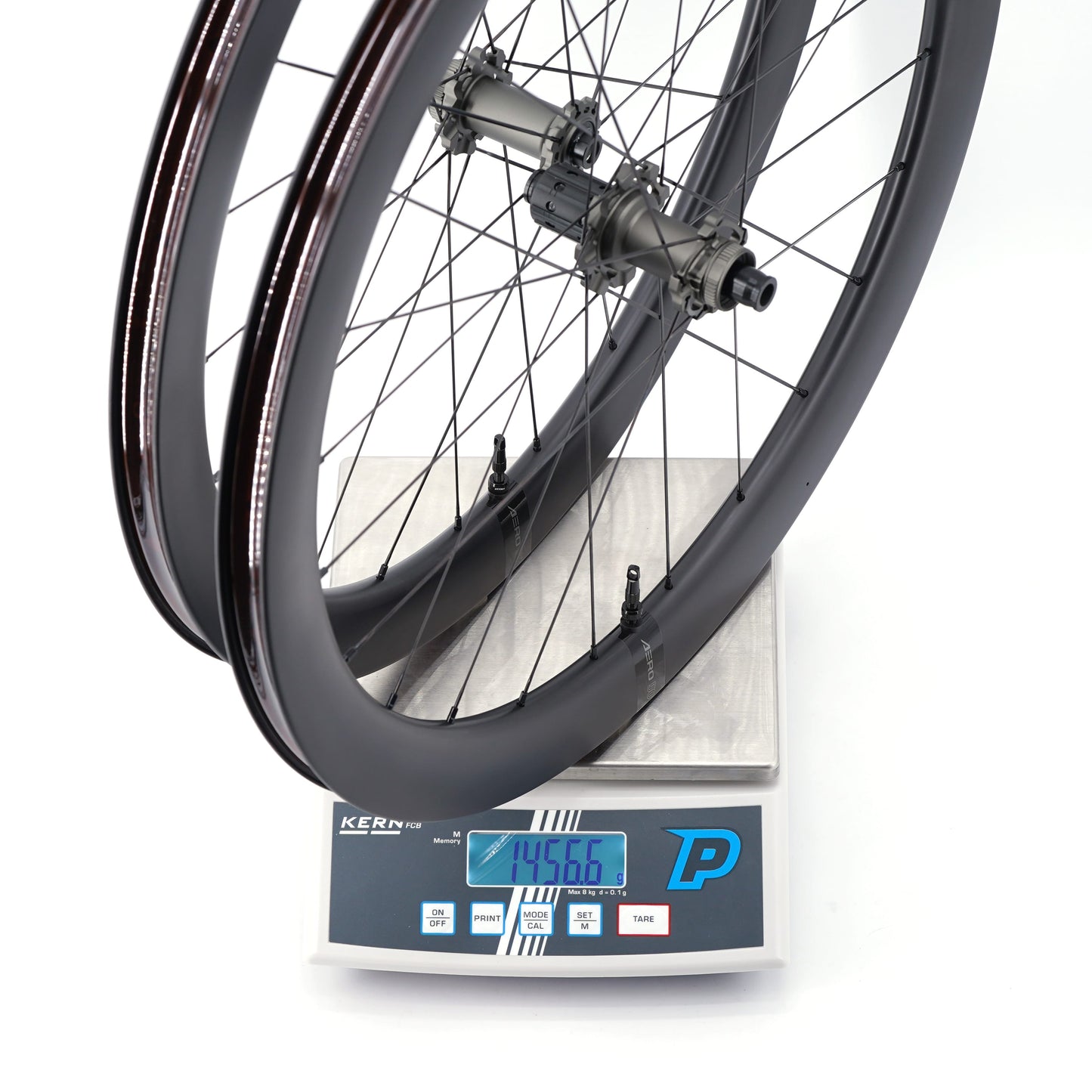 Pair of SCOM AERO Tubeless Ready Wheels (Center Lock)