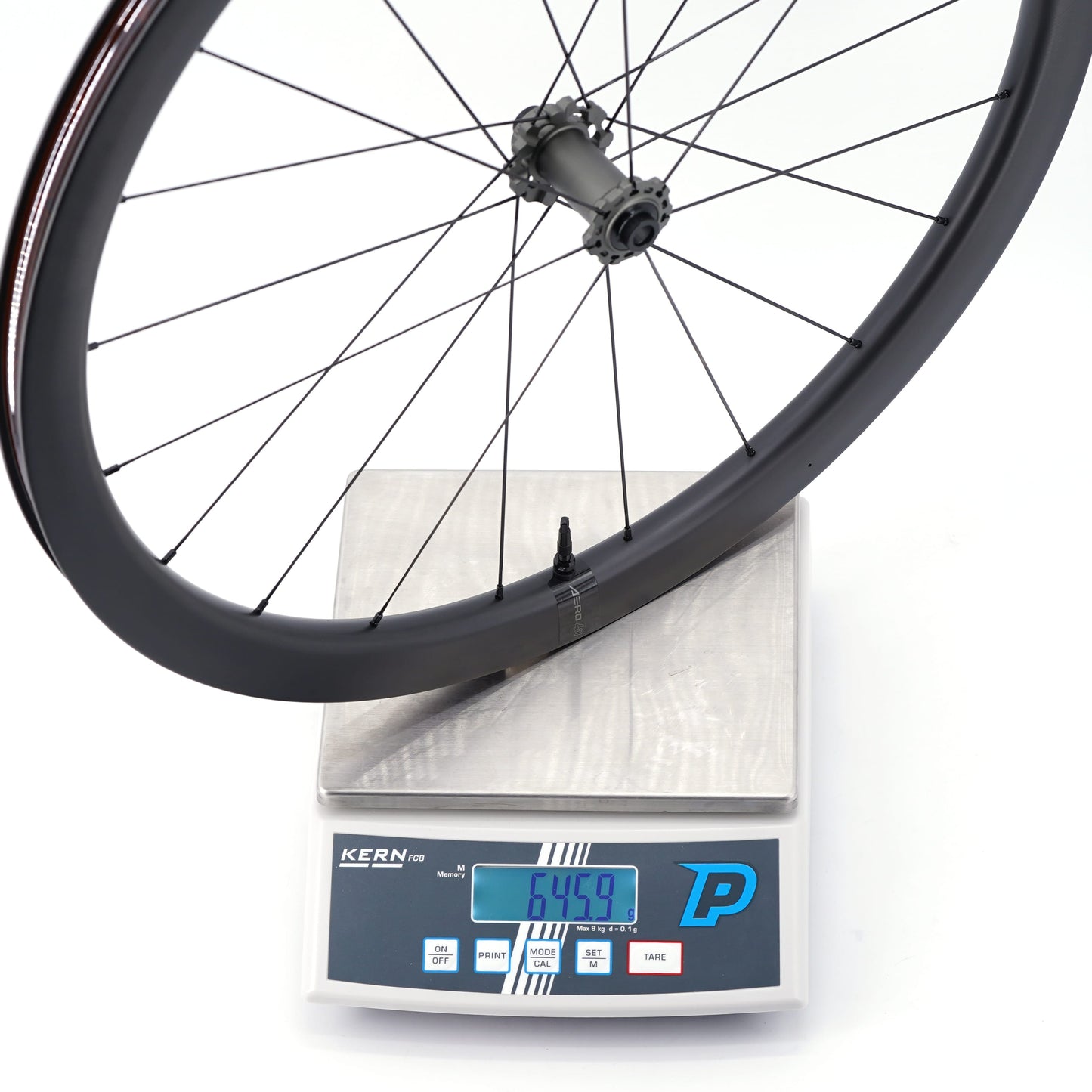 Pair of SCOM AERO Tubeless Ready Wheels (Center Lock)