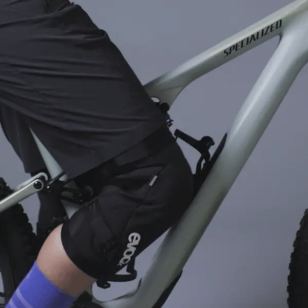 EVOC PROTECTOR LS FLEX ENDURO Knee Pads