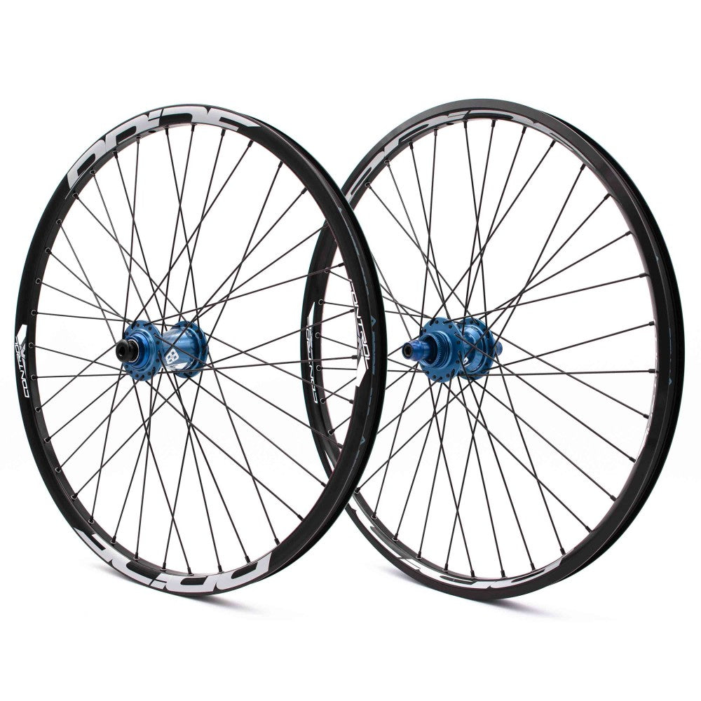 PRIDE 20" (451mm) Control V2 Disc 10/15mm Axle Wheel Set Blue