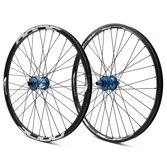 PRIDE 20" (451mm) Control V2 Disc 10/15mm Axle Wheel Set Blue