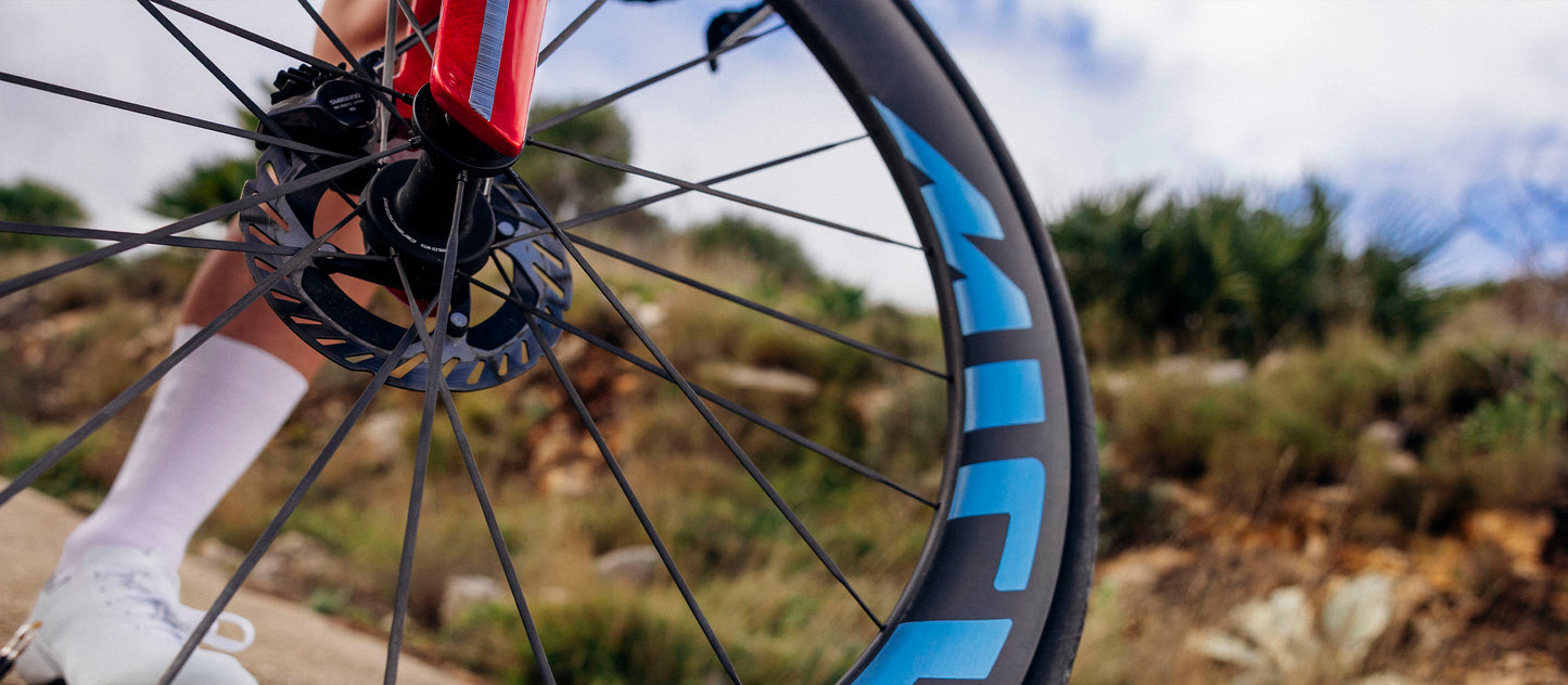 Pair of MICHE DEVA RD 52 Tubeless Ready Wheels (Center Lock) Silver
