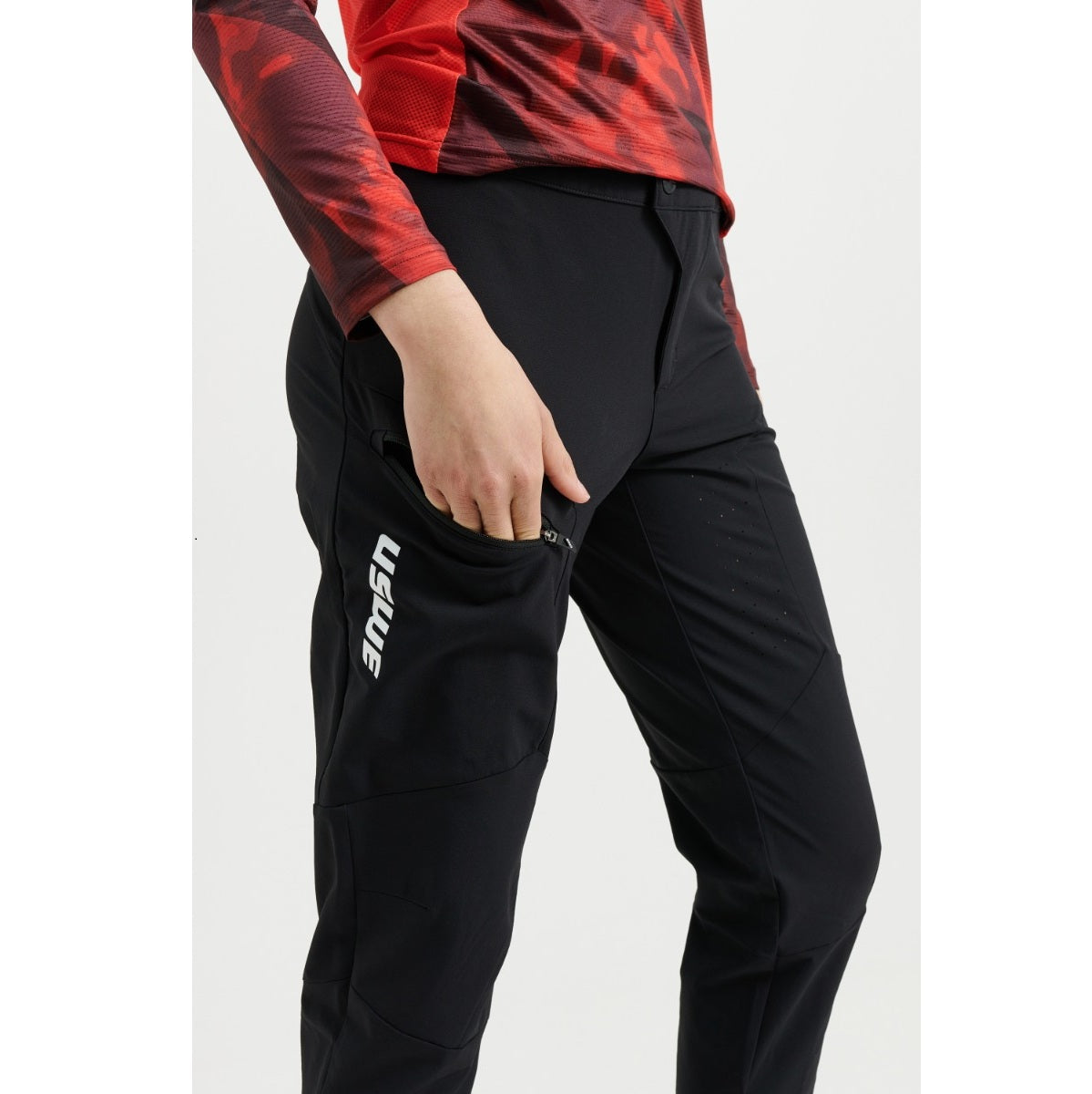 Women's USWE SKRUBB Pants Black
