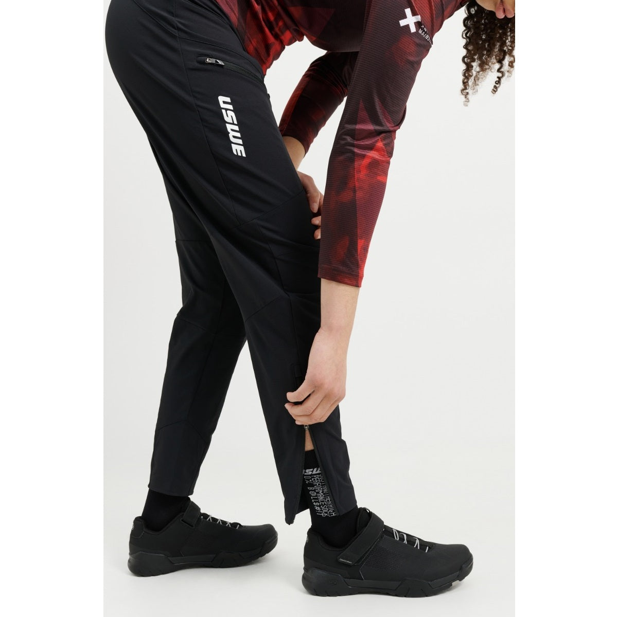 Women's USWE SKRUBB Pants Black