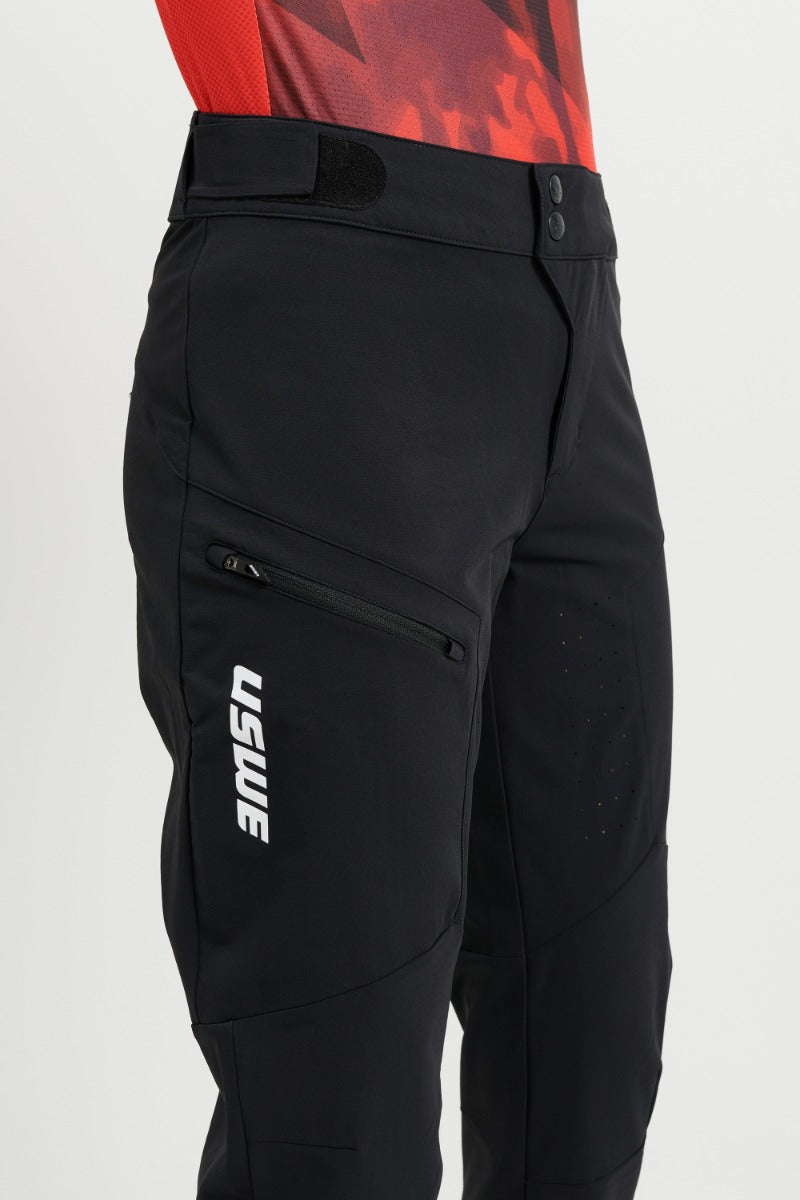 Women's USWE SKRUBB Pants Black