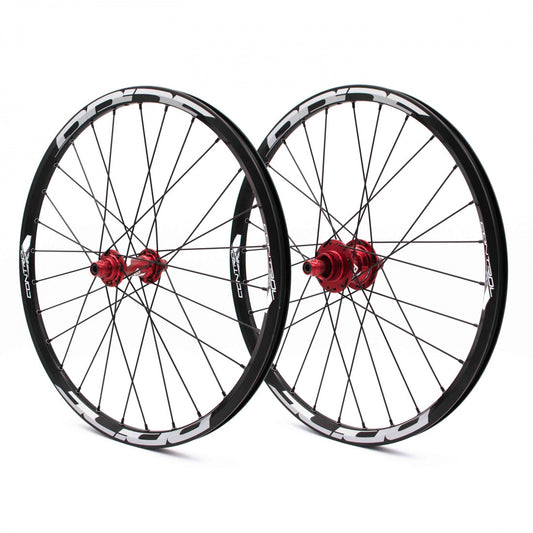PRIDE 20" (451mm) Control V1 Disc Axes 10/15mm Wheel Set Red